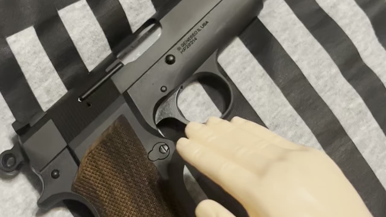 Sunday touch around 39: SPH touches Springfield armory’s version of a Browning High power, SA-35