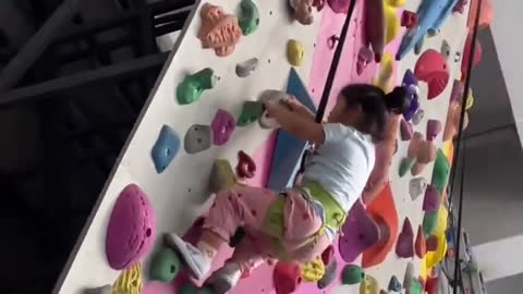 Yang Yang, 3 years old and 2 months old, successfully completed 30 degree 5.8 elevation line