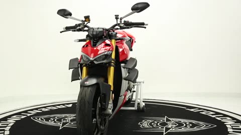 Ducati Streetfighter V4S