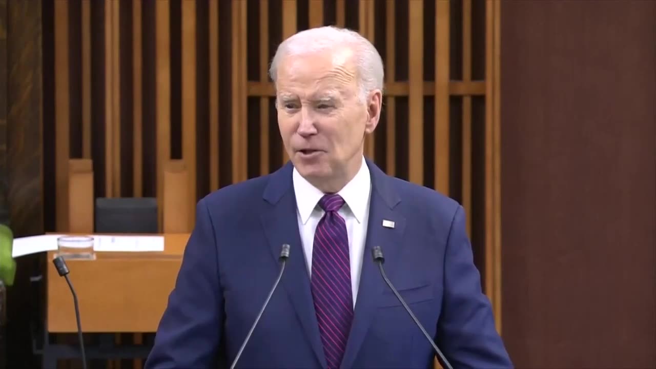 Joe Biden Reads from Telepromter "I Applaud China" (instead of Canada)