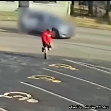 Police run over armed suspect after pulling gun and aiming directly at police