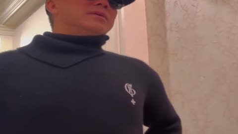 20221004文贵先生GETTR： #中共国：中国不会再有富豪，能活着就是赢。未来50年内中国人口超过3亿可能性几乎没有！中共的疫苗灾难、焦土政策基本上已经把中国人送到地狱！