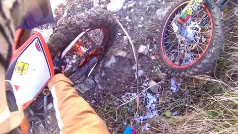 ENDURO FUN - Italy - KTM EXC 525 - BASTONI TRA LE RUOTE