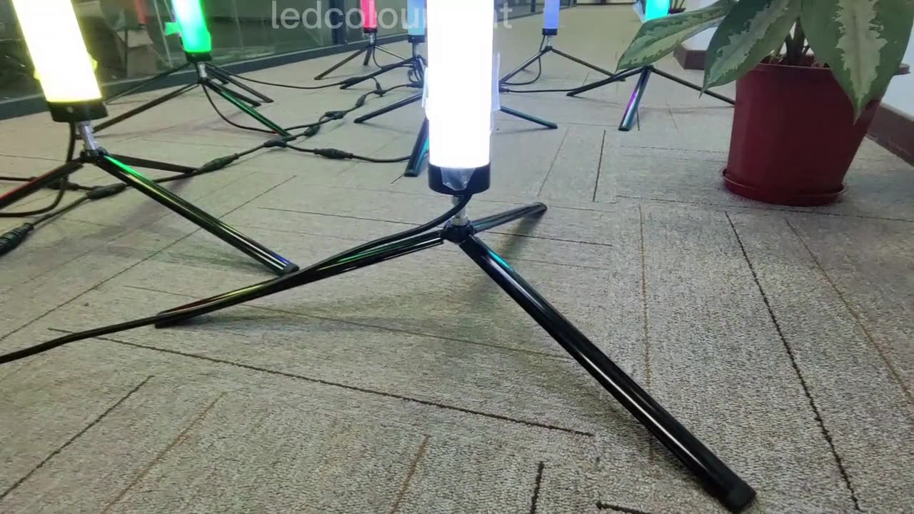 DMX LED Pixel Tube with the Tripod Stand