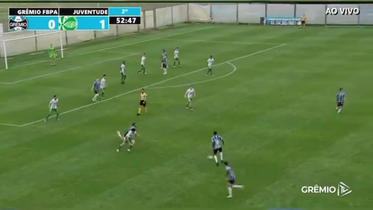 Gremio put Diego Costa to play in a u-20 game to regain his rhythm