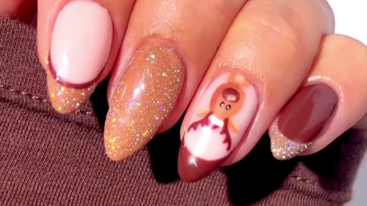 🦌✨ Cutesy Reindeer Nail Art: Perfect for the Holidays! 🎅 | Nail Trends