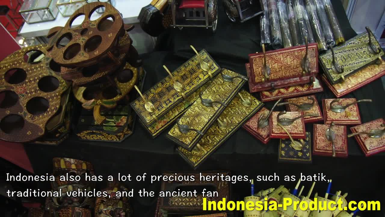 Indonesia Craft Products Made By Local Craftsmen