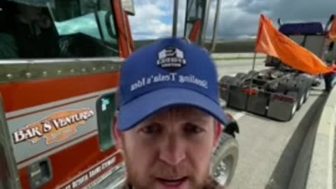 Trucker Destroys Leftist
