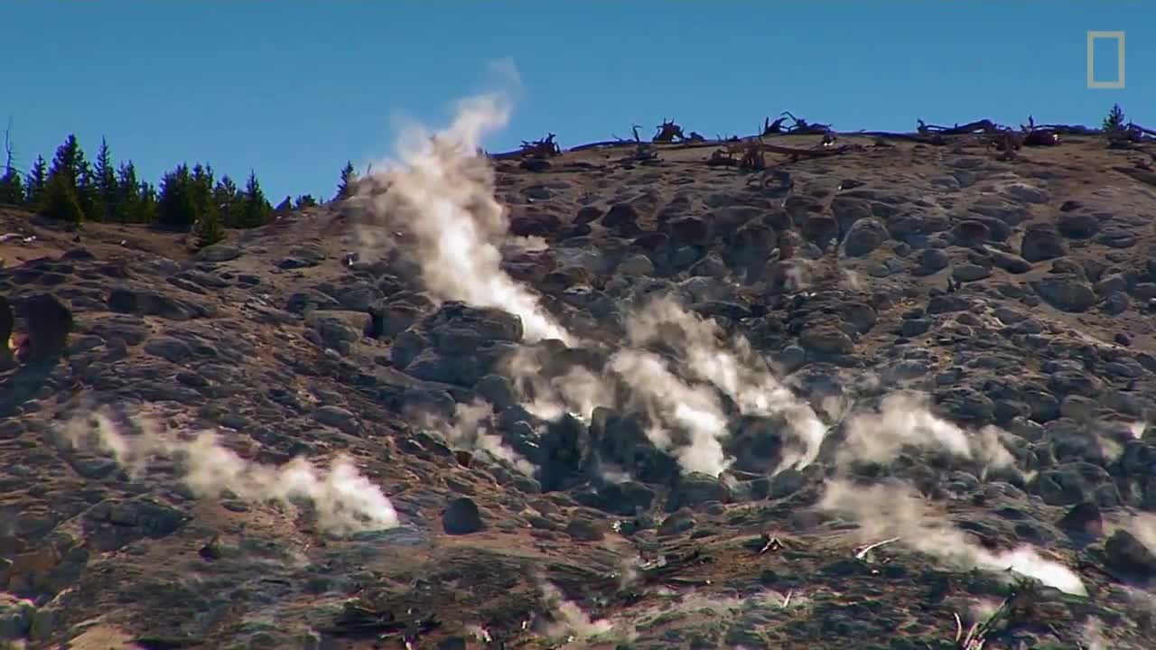 Spend a Relaxing Hour in Yellowstone’s Beautiful