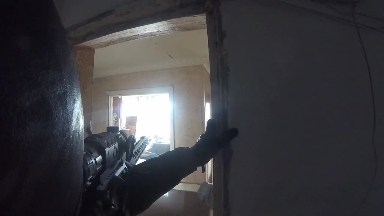 Incredible Footage of Ukrainian Sniper Team