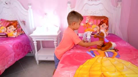 Diana and Roma Plays with toy horses