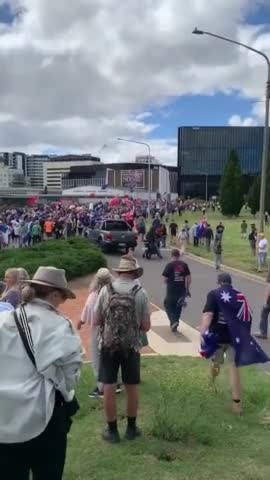 Canberra, Aussies as far as the eye can see