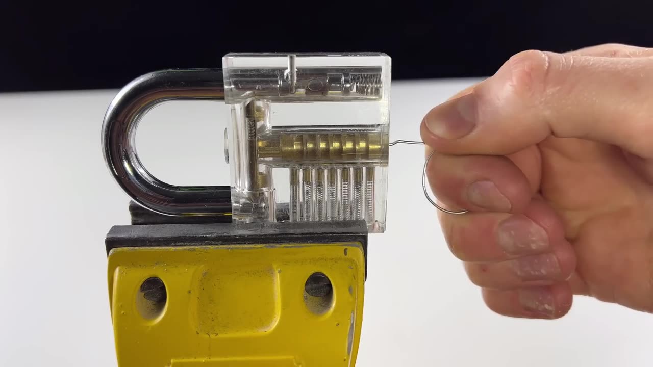 How To Open A Lock Without a key