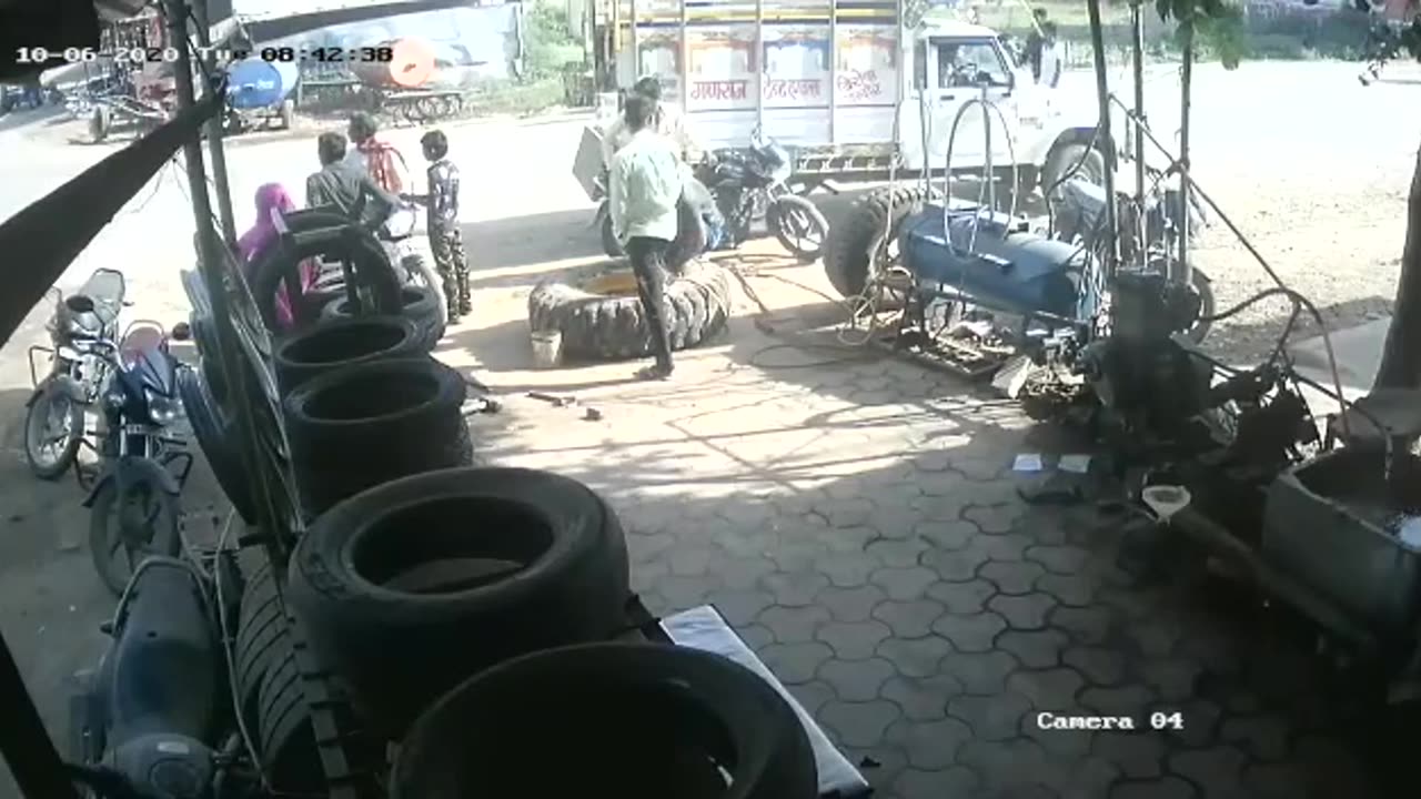 Tire accident, Unavailable