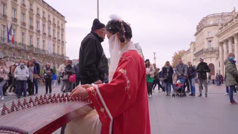 French street play "Market"