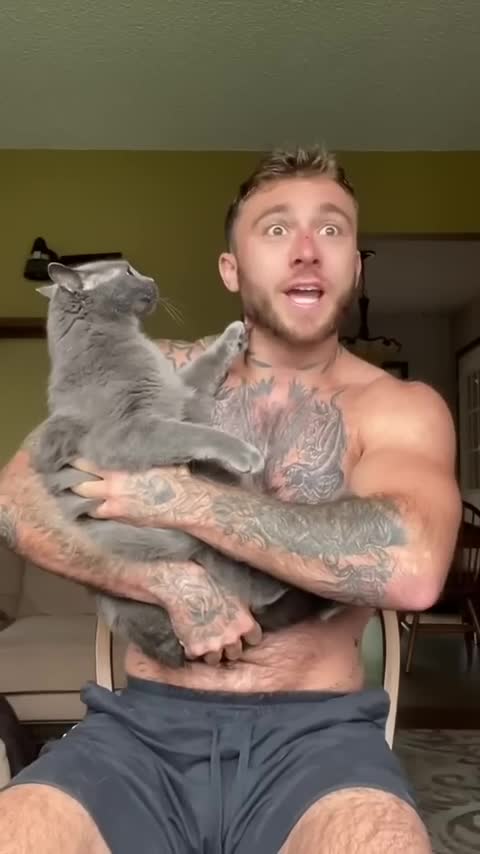 My cat takes and beats me when I sing to him😂