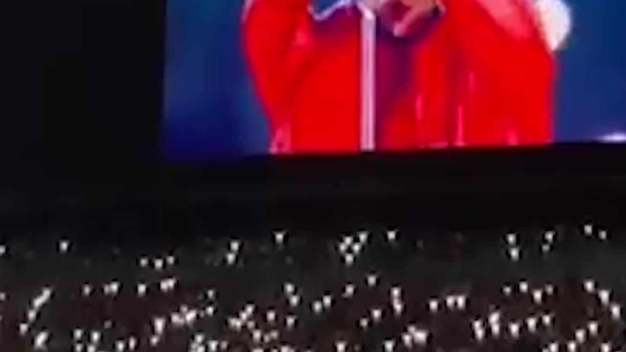 Rihanna Says Hail Satan At The Superbowl Half Time Show