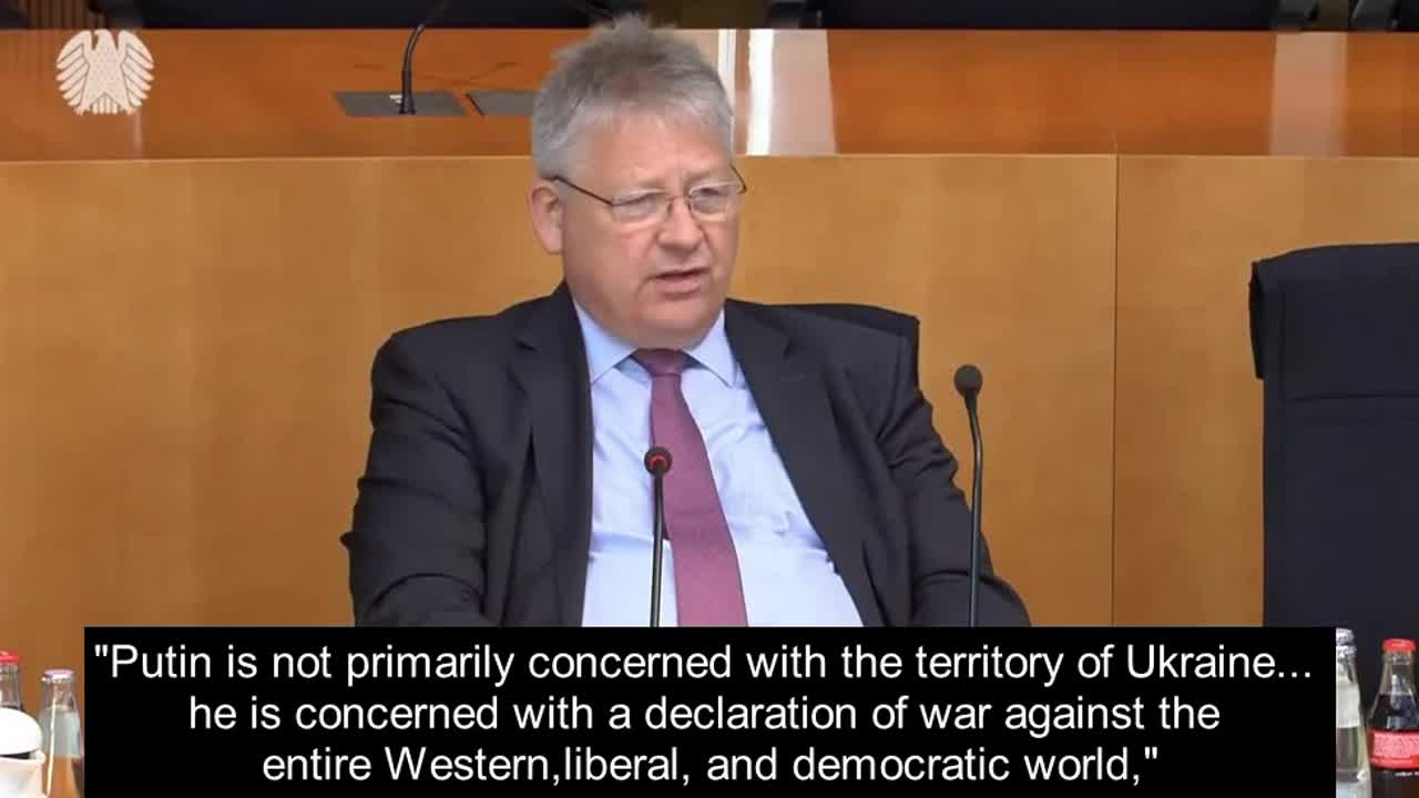 BND chief: "Putin is concerned with a declaration of war against the entire West"