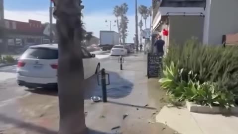 massive Wave Crash in California