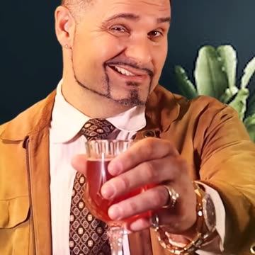 ¡Gestos con las manos italianos! Este significa "Saludos a tus compañeros".