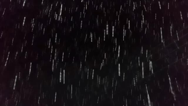 Heavy snow falling