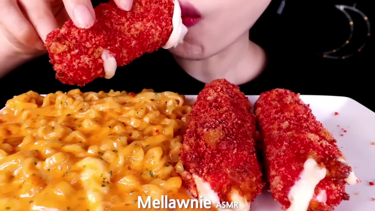 ASMR GIANT CHEETOS CHEESE STICKS, CHEESY CARBO FIRE NOODLE EATING SOUND