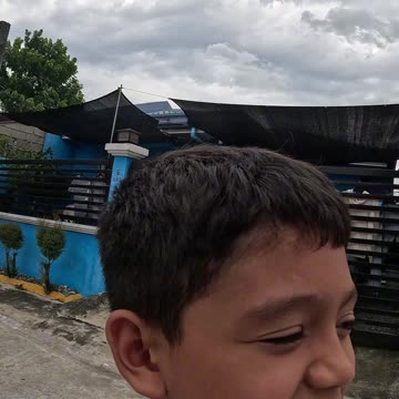 Hey guys, let’s go for a skateboard ride! 🛹 Who’s in?