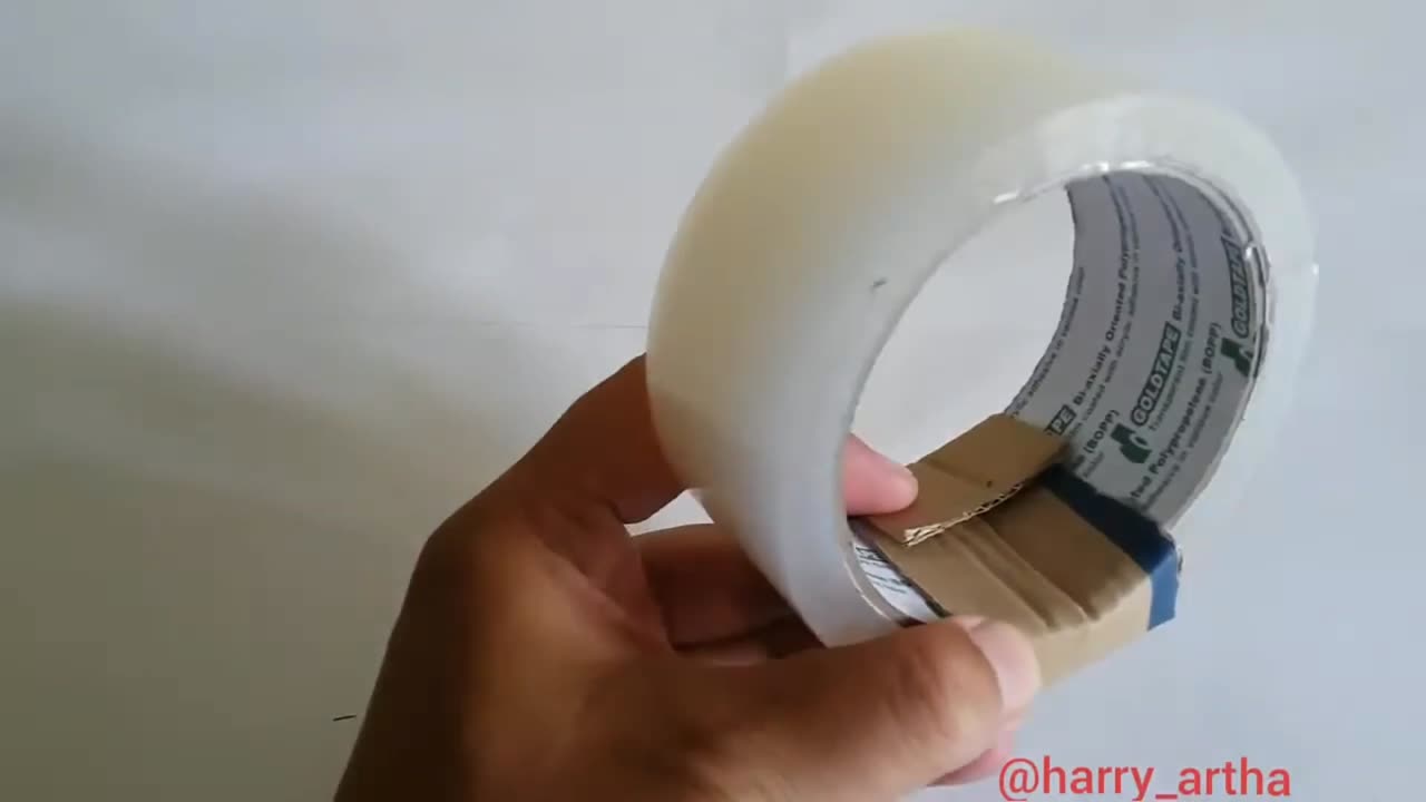 Tape cutter