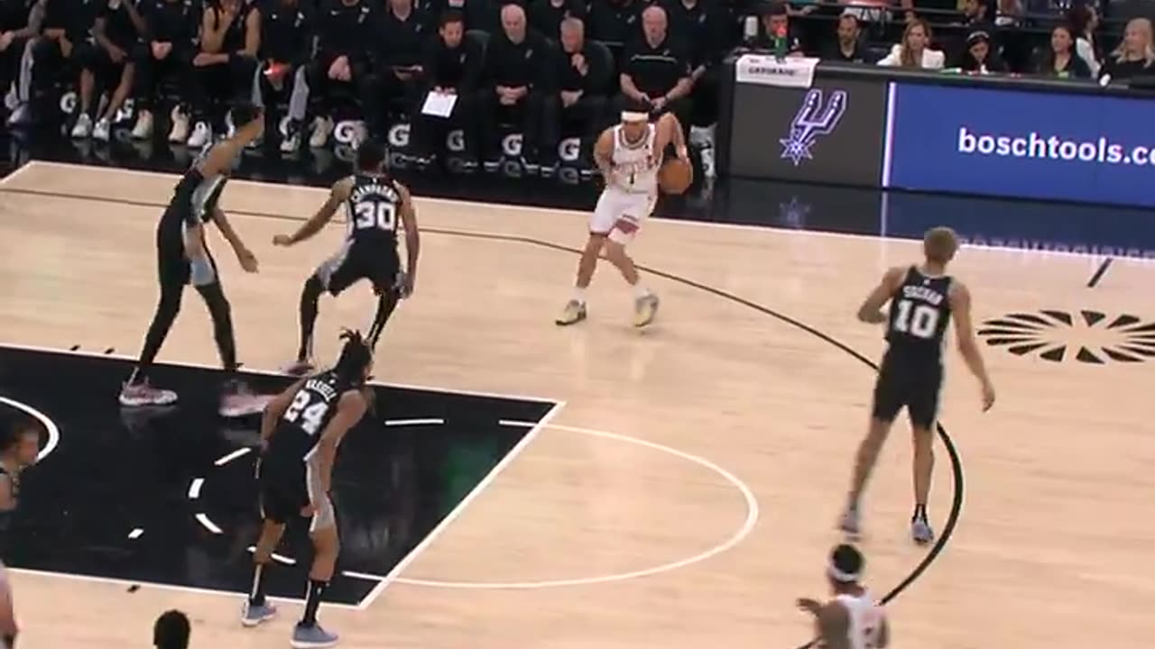 Devin Booker Stats Stuffing! Leads Suns Past Spurs (32 PTS, 9 AST, 7 REB)