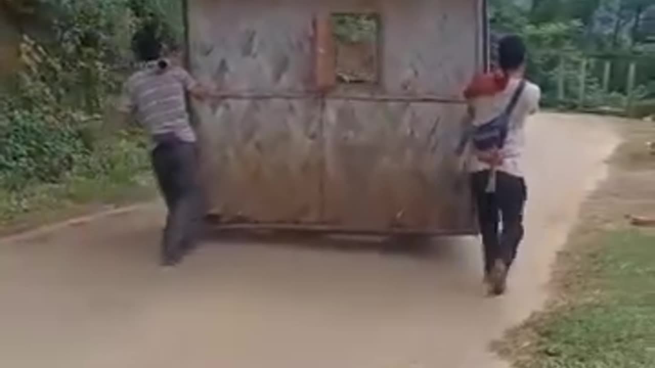 POV : Home Delivery