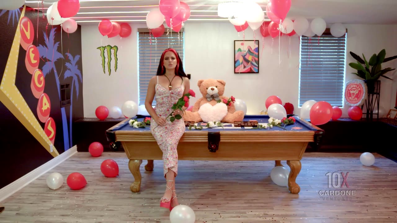 Nina brings the Valentine's Day ❤️ to the Power Slap house Slap Shorts w @NinaDrama