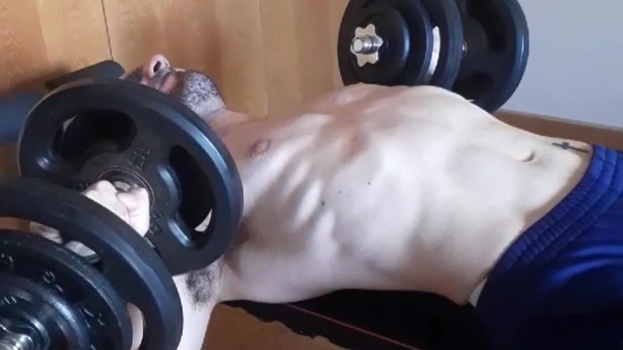 18kg/18kg=36kg Bench Press