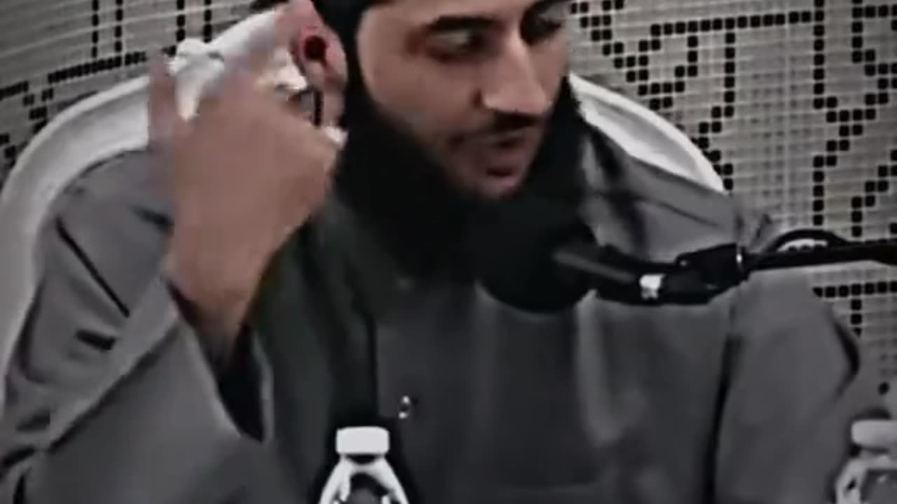 Islamic video 4/1000 Collecting muslims