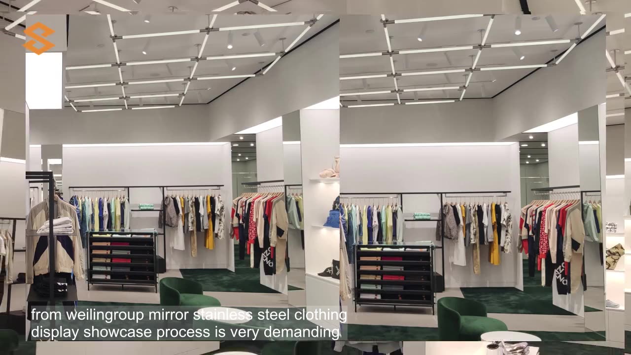 ken10 Clothing display showcase