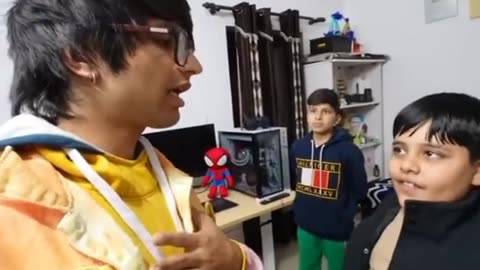 एक बच्चा ने किया Piyush Gaming PC का डिमांड @Sourav Joshi Vlogs & Piyush Joshi Facts #shorts