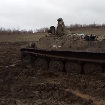 The Ukrainians have some mud problems in Bakhmut