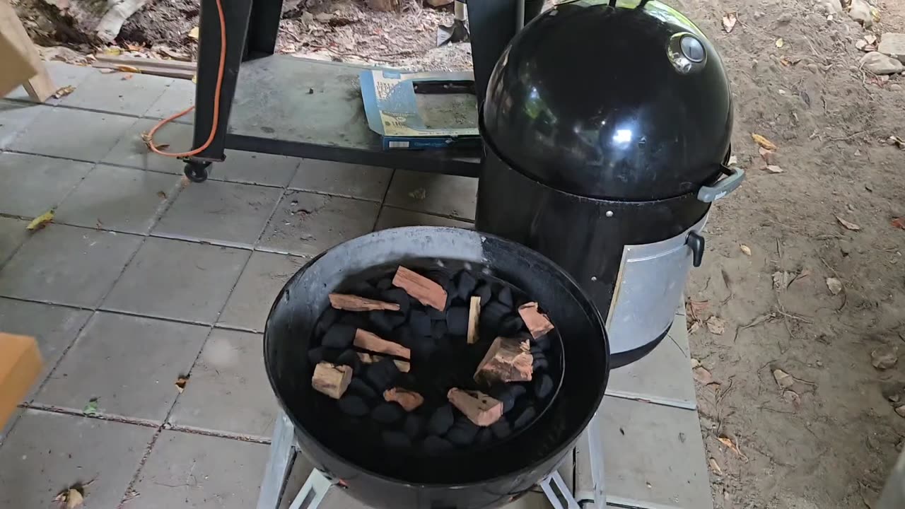 How to start your Weber Smokey Mountain.