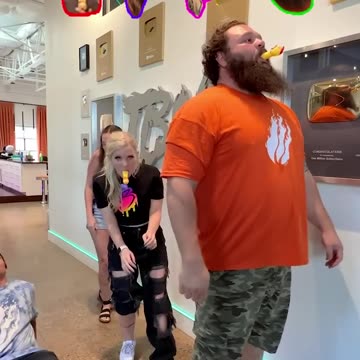 IMPOSSIBLE Rubber Band Challenge! 💥🐔