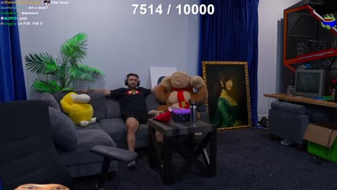 Mizkif shows off his new room