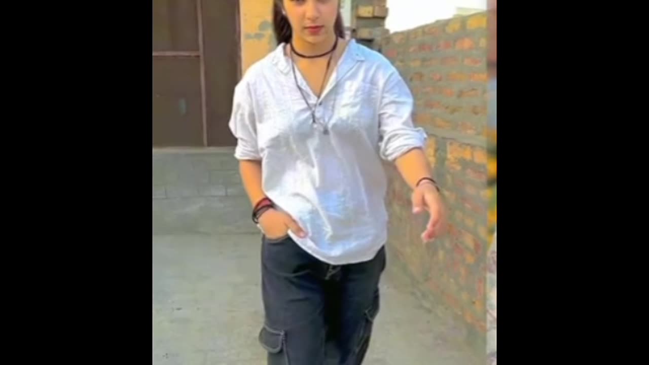 TikTok viral girl