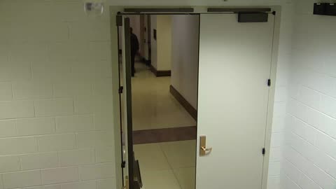 7183CVCULElevator#5Lobby_2021-01-06_22h40min02s667ms.mp4