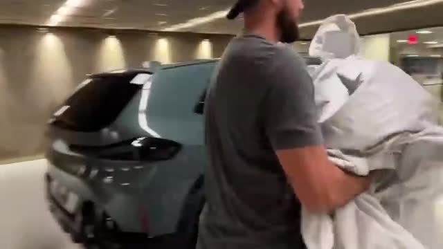 Unpacking a new car BMW XM