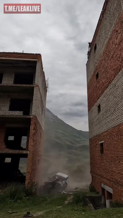 In North Ossetia, a stuntman tried to jump..