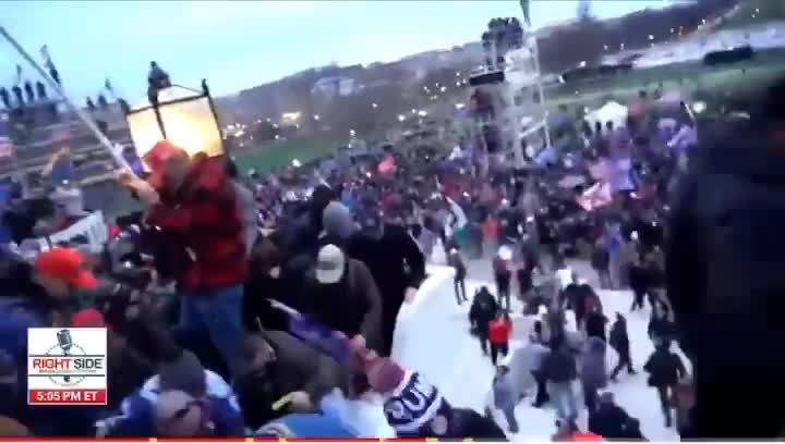 Very intense moment at the steps of the Capital