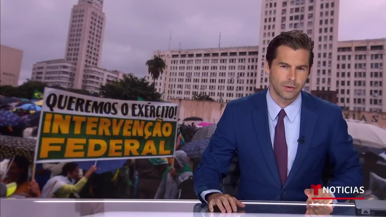 Persisten las protestas por derrota de Bolsonaro en Brasil | Noticias Telemundo