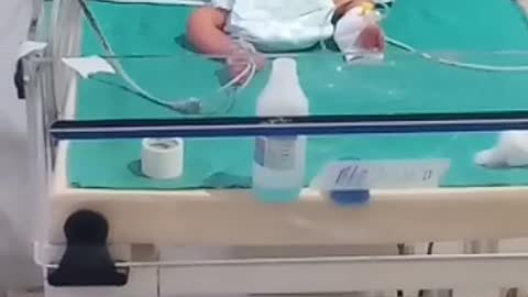 Baby is ver dangerous position