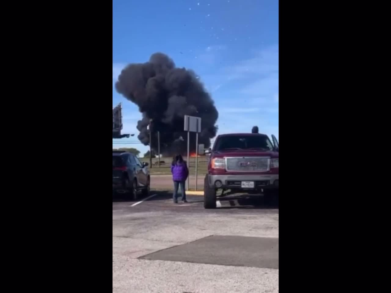 💥 Horrific airshow crash 💥