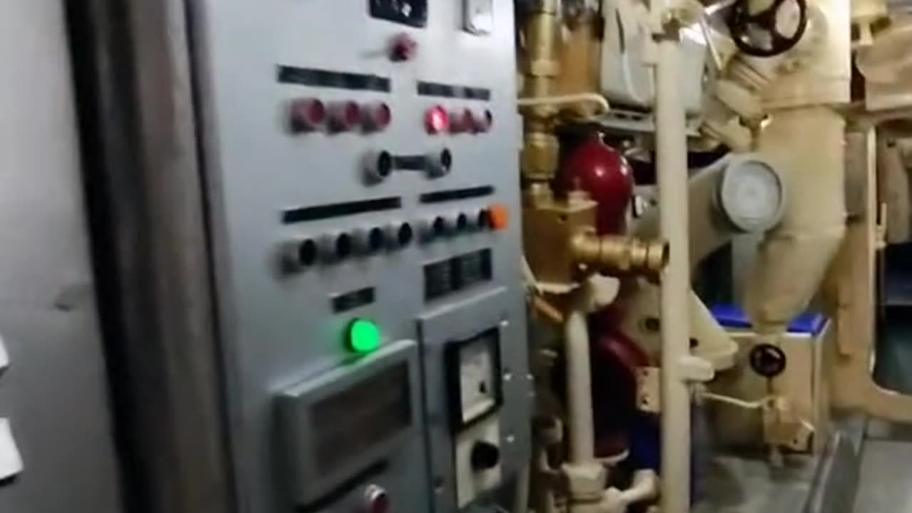 What is submarine and inside looking