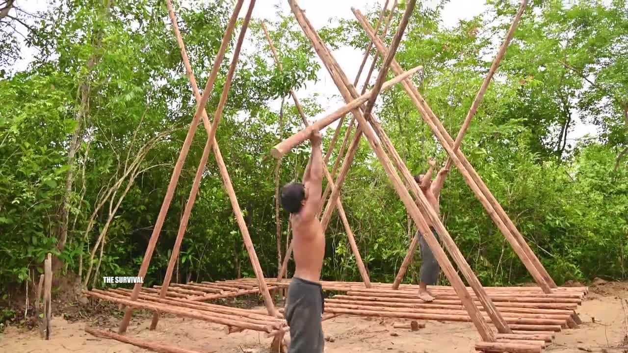 39 Day Complete Bamboo Two-Story House And Swimming Pools[Full Video]