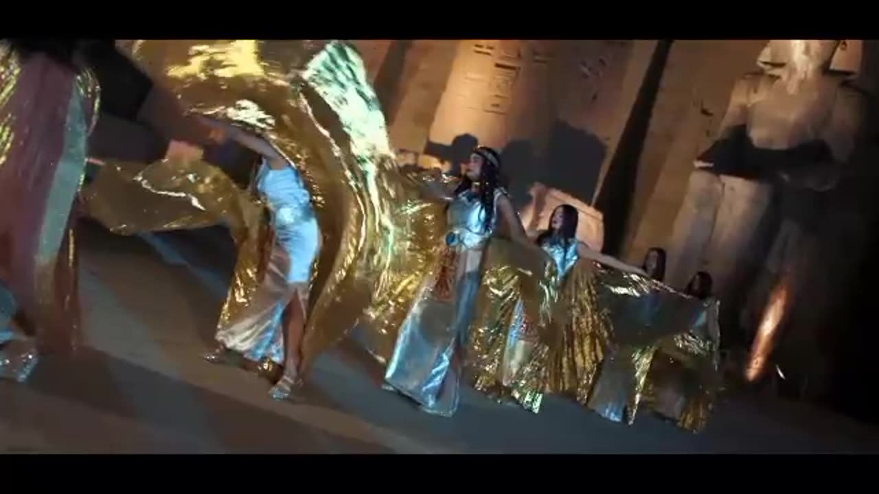 Pharaonic Girls Dancing at Luxor Temple